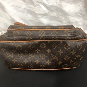 Louis Vuitton handbag